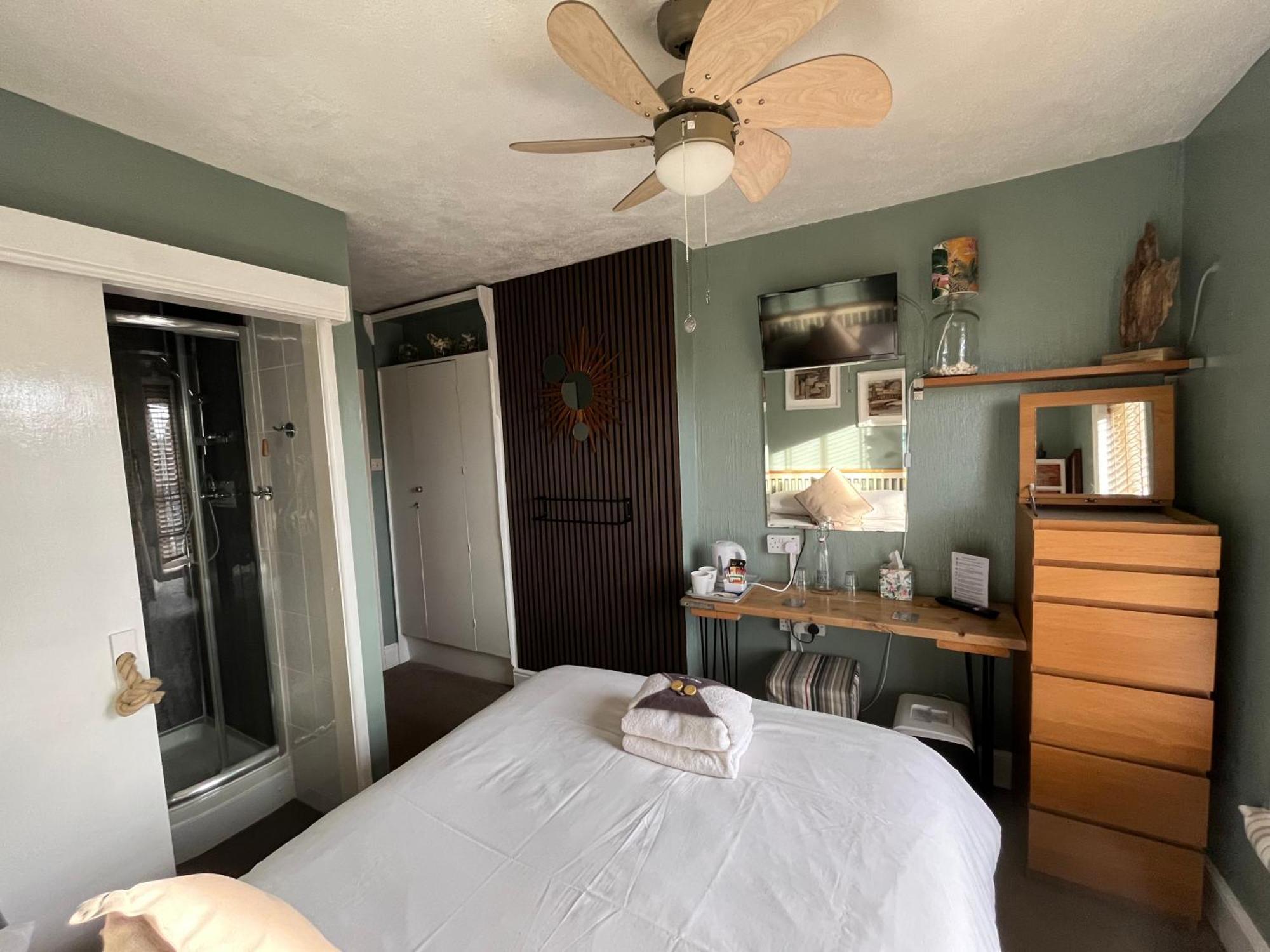 Kelston Guest House Weymouth Buitenkant foto