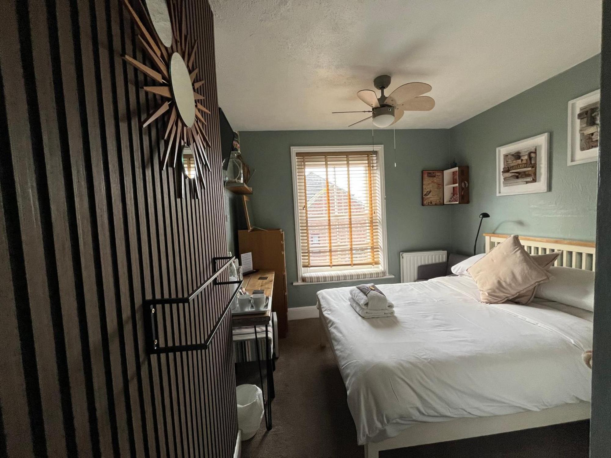 Kelston Guest House Weymouth Buitenkant foto